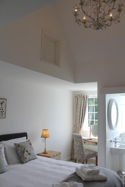 Three Horseshoes Country Inn Барри Экстерьер фото