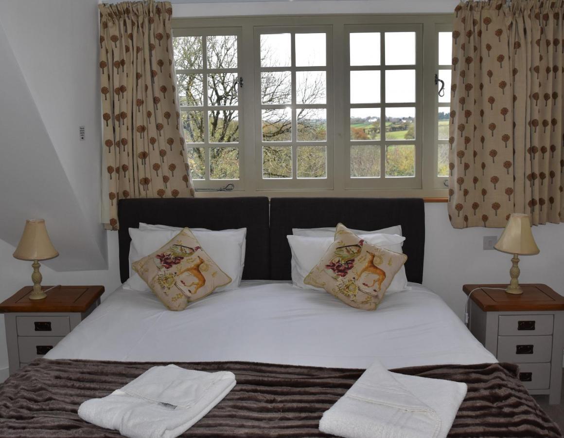 Three Horseshoes Country Inn Барри Экстерьер фото